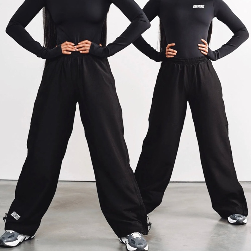 SISTERS AND SEEKERS MORPHOLOGY TRACK PANTS sz.S